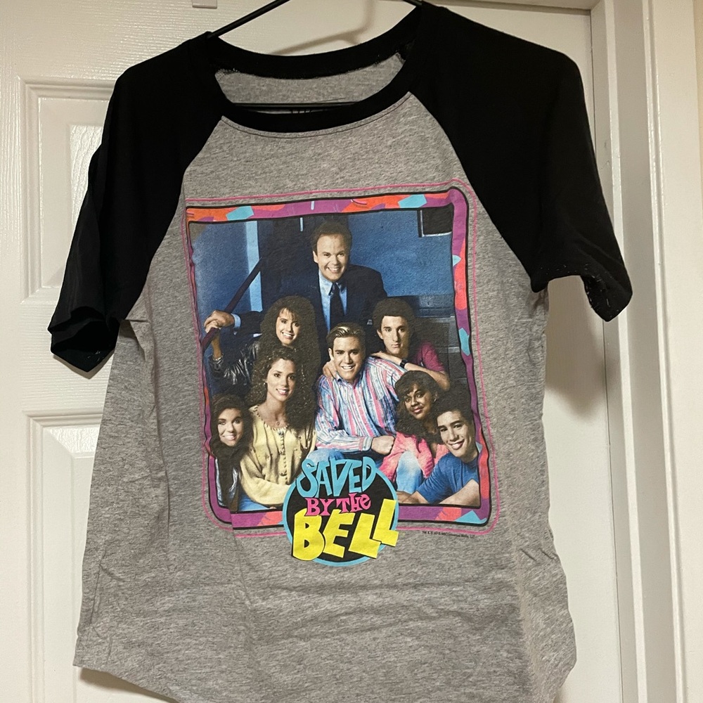 Women’s graphic tee
